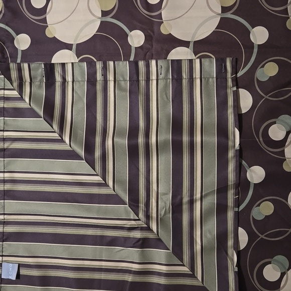 Shower Curtain - Picture 6 of 6